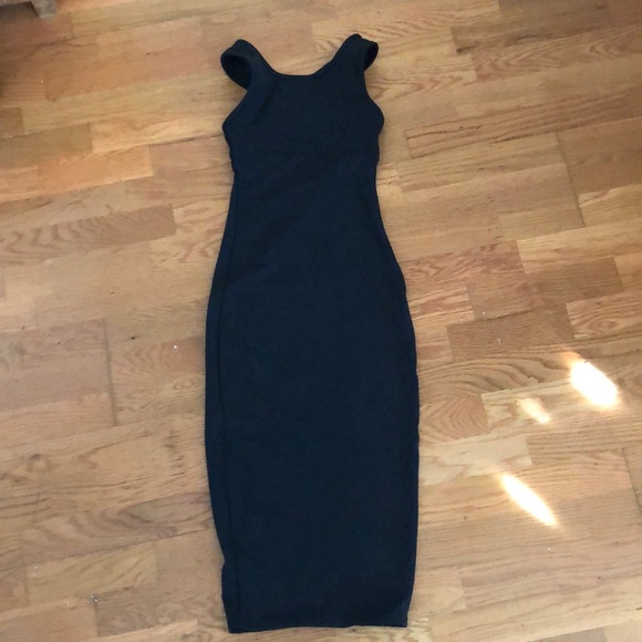 Like new! Lululemon dress - Picture 1 of 3